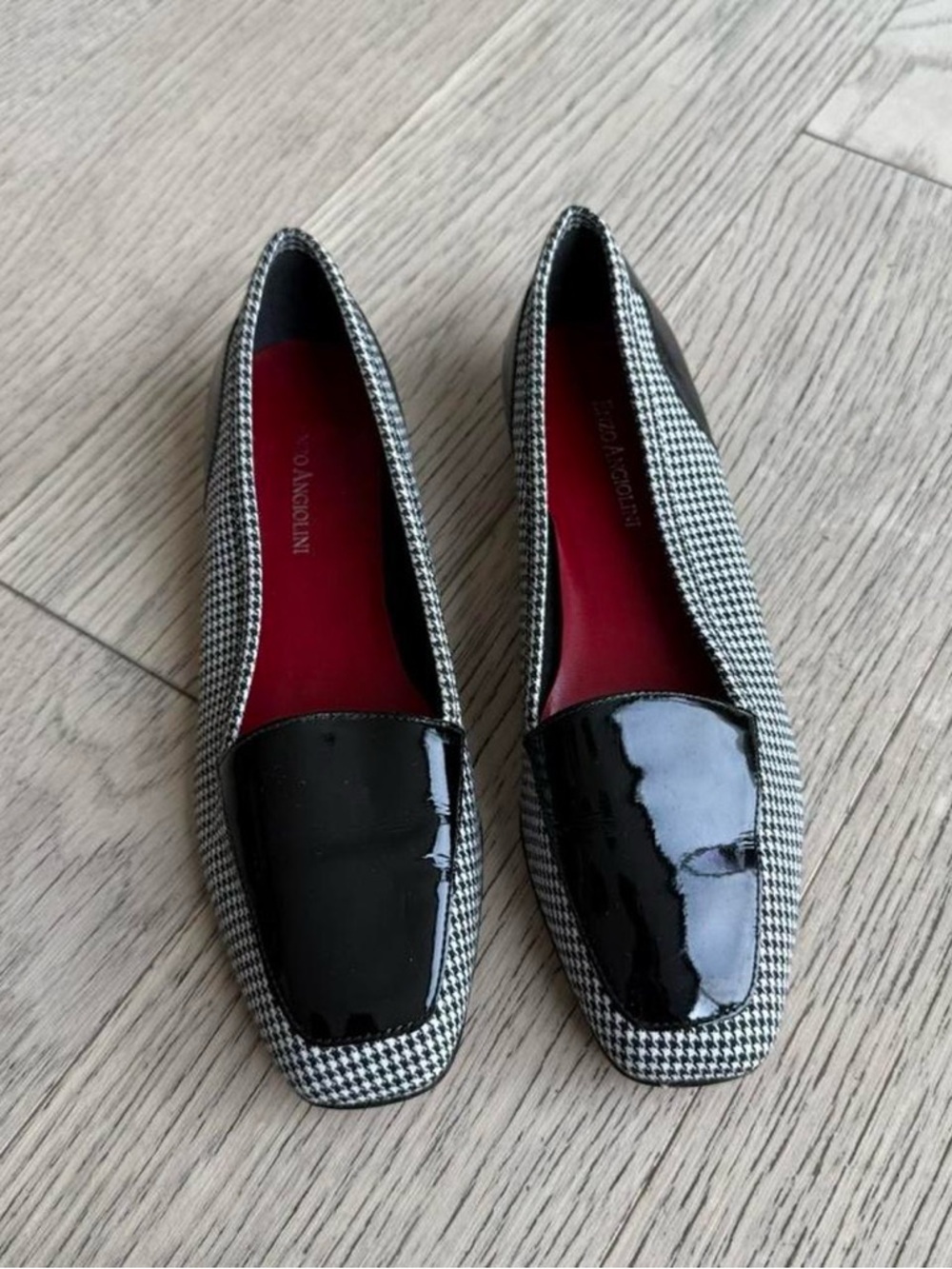 Chic Vintage Enzo Angiolini B&W Houndstooth Loafers with Black Patent Toe- US 8